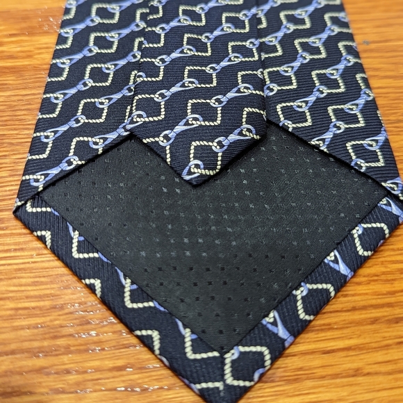 W.B Brown Jermyn street London navy tie with chain link light blue and white. - Picture 3 of 4